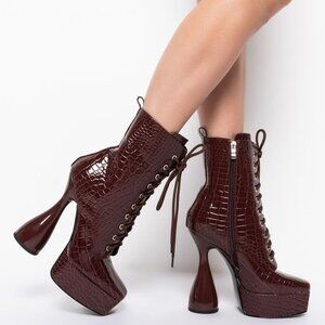 AZALEA WANG HIGHS OF ALL HIGHS CHUNKY BOOTIE IN BROWN